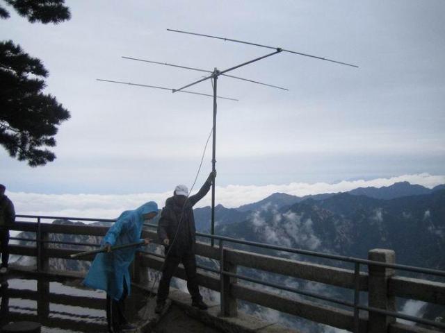 VHF QSO Party - Amateur Radio of Taipe - 2011年陕西秦岭无线电俱乐部VHF活动剪影